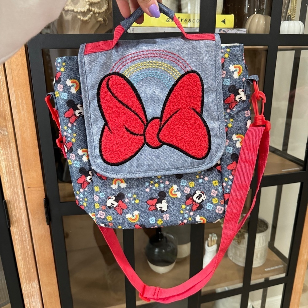 Disney Parks lunch box Minnie Mouse insulated school work adjustable strap patch